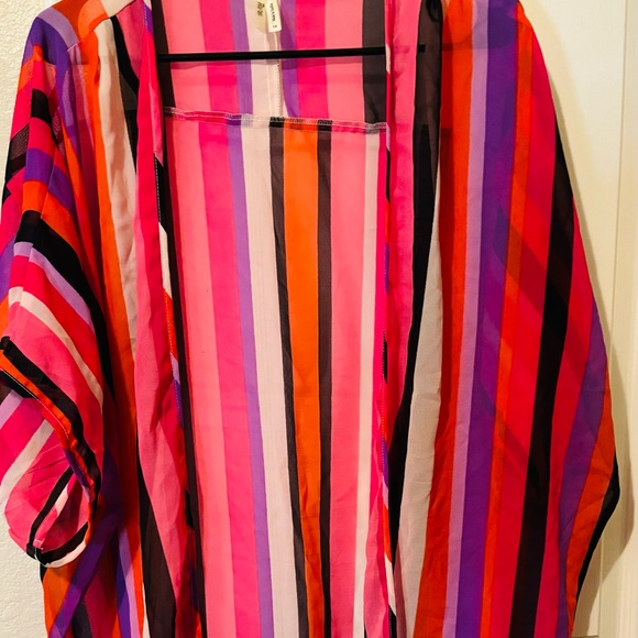 Ladies Sheer Cover All. Size 1X - Picture 3 of 3